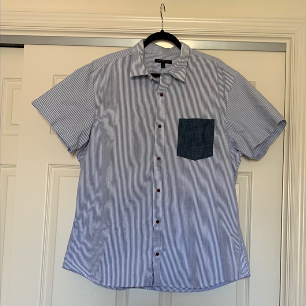 Banana Republic Striped Button-Down Shirt Men’s XXL Blue and Navy